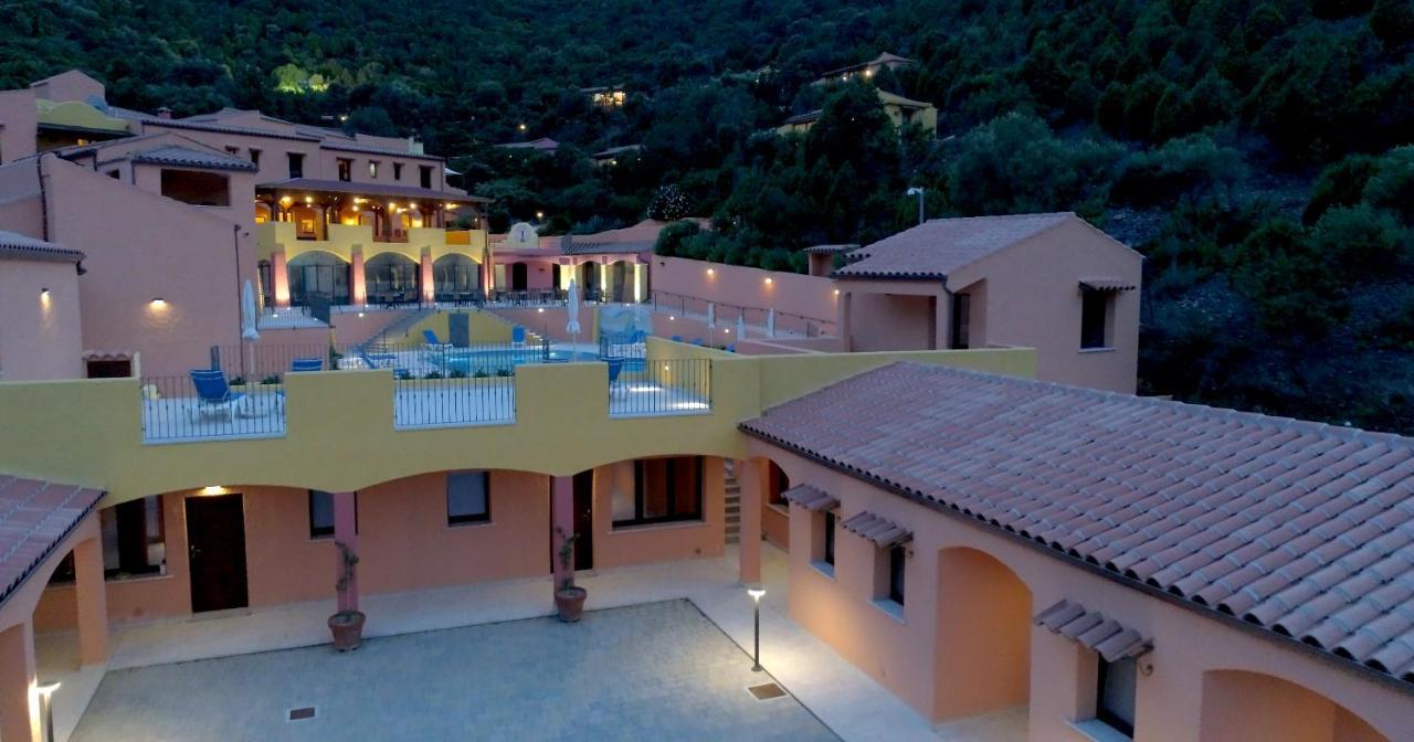 Sosventos Village Hotel Teulada Exterior foto